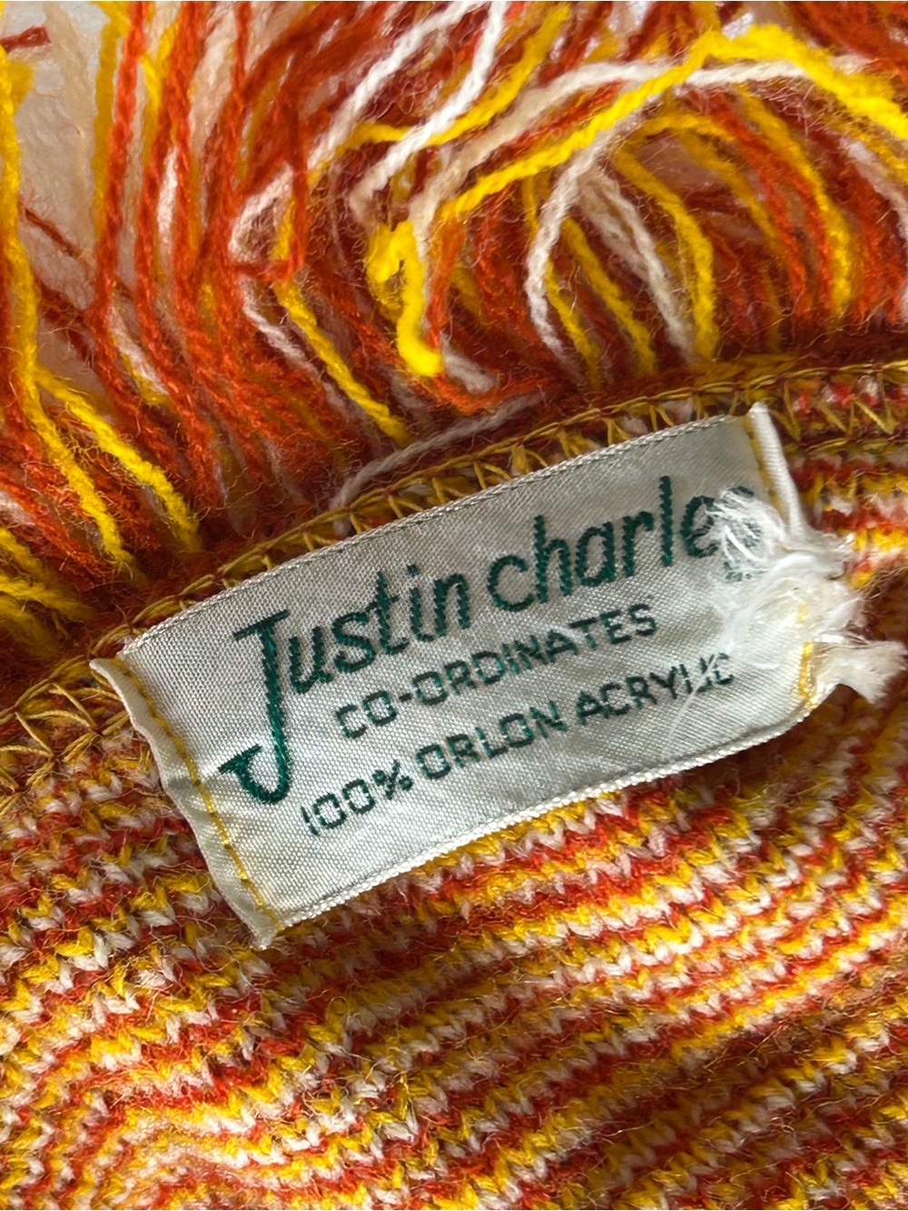 Vtg 70s Justin Charles Boho Fringe Geometric Knit Sweater Vest Orlon AcrylicXS/S - Picture 2 of 7